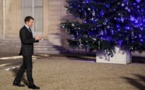 Macron fête ses 40 ans, la jeunesse en étendard