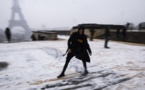 Tour Eiffel fermée et transports perturbés par la neige