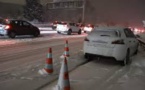 Bloqués "quinze heures" par la neige: le calvaire de la Nationale 118