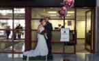Permis de mariage au retrait des bagages, l'aéroport de Vegas l'a fait