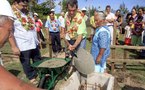 Les premières maisons sortent de terre à Tubuai