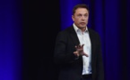 Espace: Elon Musk songe à des bases sur la Lune ou Mars pour sauver l'humanité