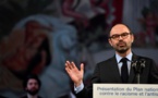 Nouveau plan antiraciste, qui se veut "plus efficace" contre la cyberhaine