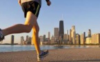 Pour plaire aux femmes, mieux vaut avoir de grandes jambes que le bras long