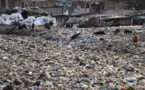 Journée de l'Environnement: dans un bidonville de Delhi, un océan de plastique