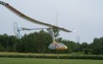 Première mondiale: un avion à pédales vole en battant des ailes