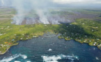 Eruption à Hawaï: 23 blessés dans un tour en bateau, nouvelle île de lave