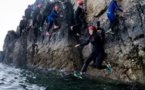 Le coasteering à l'assaut des falaises françaises