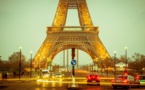 La tour Eiffel rouverte aux touristes après une grève