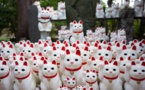 A Tokyo, un temple des chats porte-bonheur attire les instagrammeurs