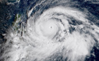 Evacuations aux Philippines avant l'arrivée d'un violent typhon