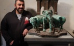 Joe Reginella, sculpteur de fausses nouvelles (inoffensives)