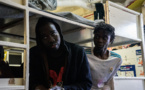 Au large de Malte, des migrants refusent de s'alimenter