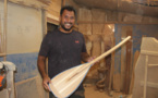 Kevin Holozet, fabriquant de rame de va'a : " La demande explose à l'international "