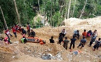 Effondrement d'une mine d'or en Indonésie : au moins quatre morts, des dizaines de disparus