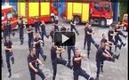 Avec leur chorégraphie sur le net, des pompiers du Rhône rameutent les foules à leur bal