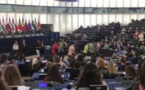 Le haka des élèves de Papara au Parlement européen