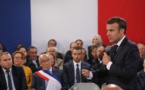 Macron débat avec des élus corses malgré le boycott des nationalistes