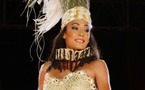 ATN invite le public à venir soutenir Miss Tahiti 2011 lors d'une séance de dédicace