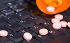 Médicaments contrefaits sur internet : saisie record lors d'une opération internationale