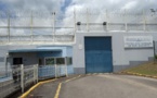 Guadeloupe : deux surveillants pénitentiaires blessés à l'arme blanche par un détenu