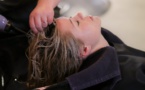 Un risque pour la santé des persulfates dans les produits capillaires