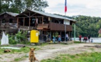 Face à l'orpaillage clandestin, les Wayanas de Guyane veulent "de l'eau propre"