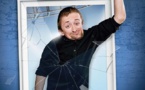 Jeu du 27 août au 3 septembre 2019 : gagne deux places pour le spectacle de Guillaume BATS "Hors Cadre"
