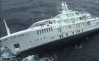 Le méga yacht de Stéphane Courbit fait naufrage: la vidéo du sauvetage