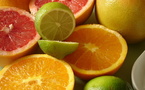Manger des agrumes réduit les risques d'attaque cérébrale chez les femmes