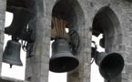 La construction d'une imposante église déchaîne les passions en Ardèche