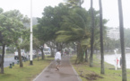 Le cyclone Uesi s’éloigne de la Nouvelle-Calédonie: une blessée
