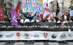 L'hôpital public de retour dans la rue, "le coeur brisé"