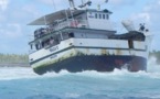 Un thonier s'échoue à Puka Puka