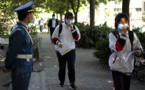Virus: des collégiens chinois pistés par un bracelet électronique