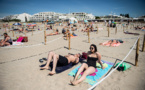 A la Grande-Motte, le "bonheur" de s'allonger au soleil sur une plage "statique"