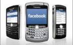 Facebook vise les mobiles pour faire oublier ses débuts boursiers décevants