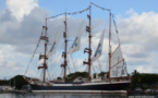 En escale à Papeete : visitez le Sedov, plus grand navire école au monde