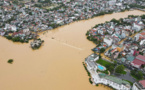 Inondations au Vietnam: au moins 18 morts et près de 46.000 évacués