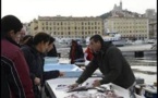 Marseille: les étals de poissonniers de retour sur le Vieux-Port