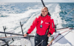 Vendée Globe: Damien Seguin, une seule main et zéro limite