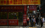 Hong Kong renoue avec les restrictions, face à une quatrième vague épidémique