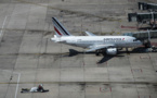 Covid-19: en pleine 3e vague, la France suspend les liaisons aériennes avec le Brésil