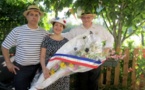 En bord de Seine, une miss Guinguette élue avec "une pensée pour Verchu"