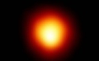 L'étoile Bételgeuse continuera à enrichir l'Univers