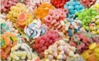 A 12 ans, elle achète pour 2.600 euros de bonbons avec des chèques volés