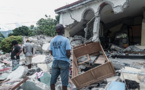 Après le séisme en Haïti, les secours s'affairent, une tempête menace