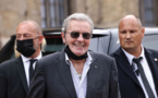 Reconnaissance de paternité d'Alain Delon: la justice française confirme le renvoi vers la Suisse