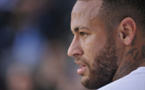 Foot: Neymar sur le divan, le Brésil incrédule