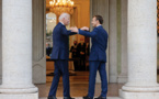 Macron et Biden se retrouvent vendredi à Rome pour surmonter la brouille